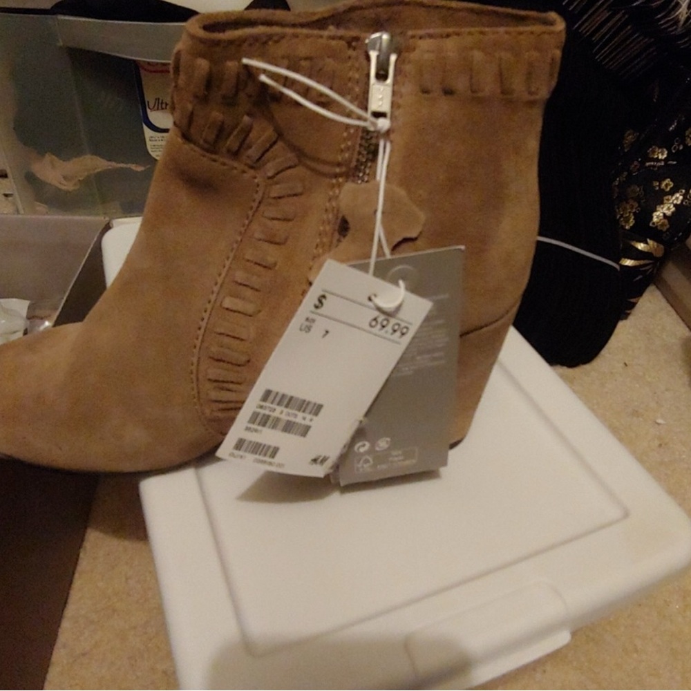 Suede fringe ankle boot